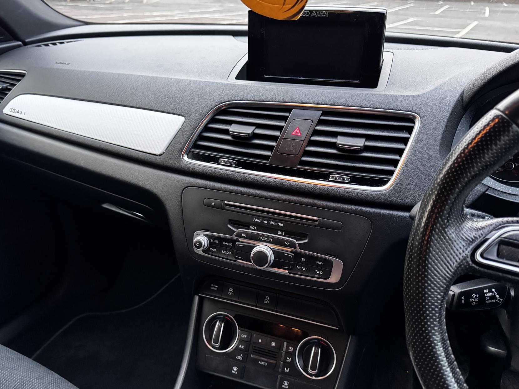 Audi Q3 2.0 TDI S line SUV 5dr Diesel Manual Euro 6 (s/s) (150 ps)