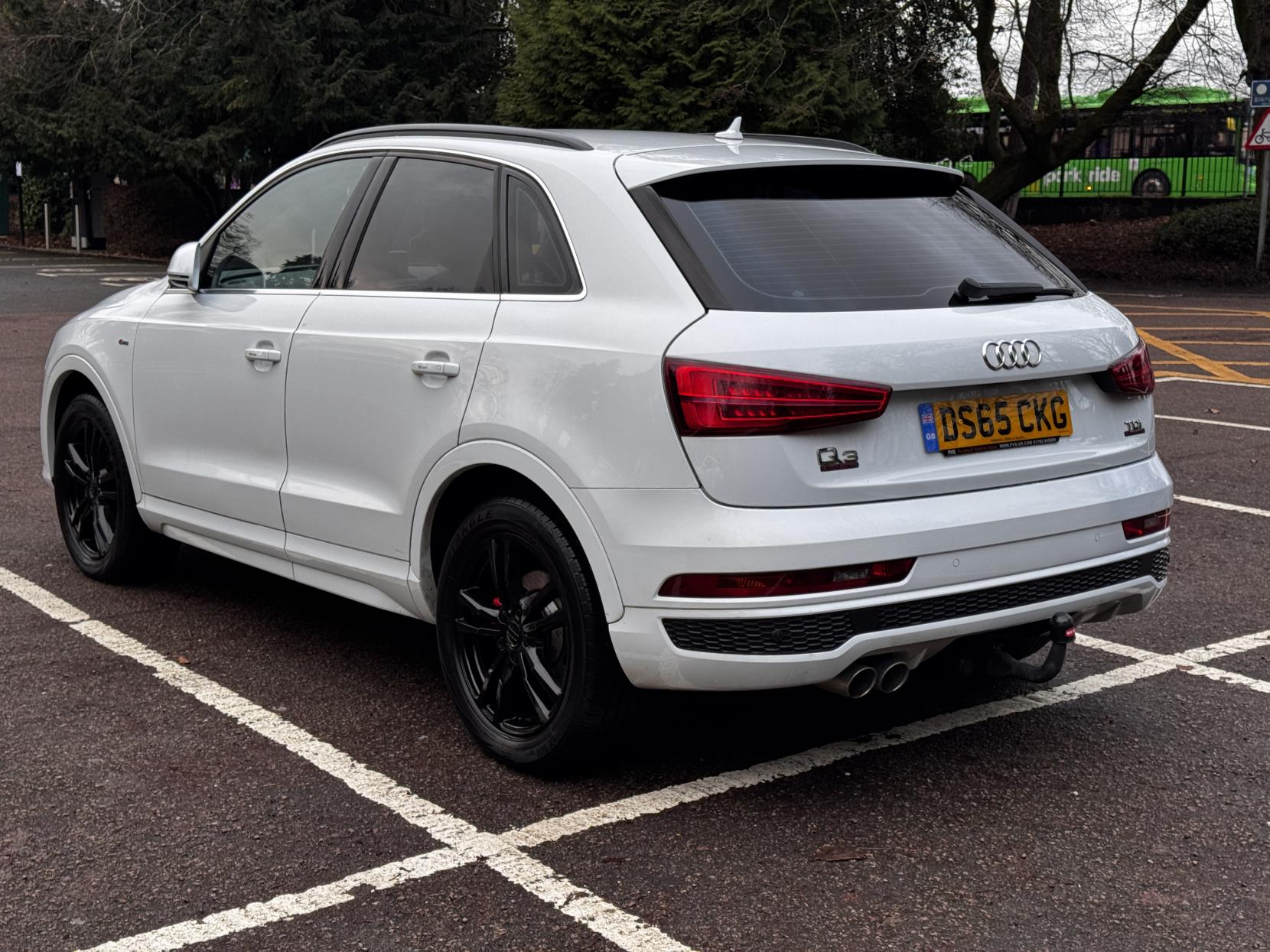 Audi Q3 2.0 TDI S line SUV 5dr Diesel Manual Euro 6 (s/s) (150 ps)