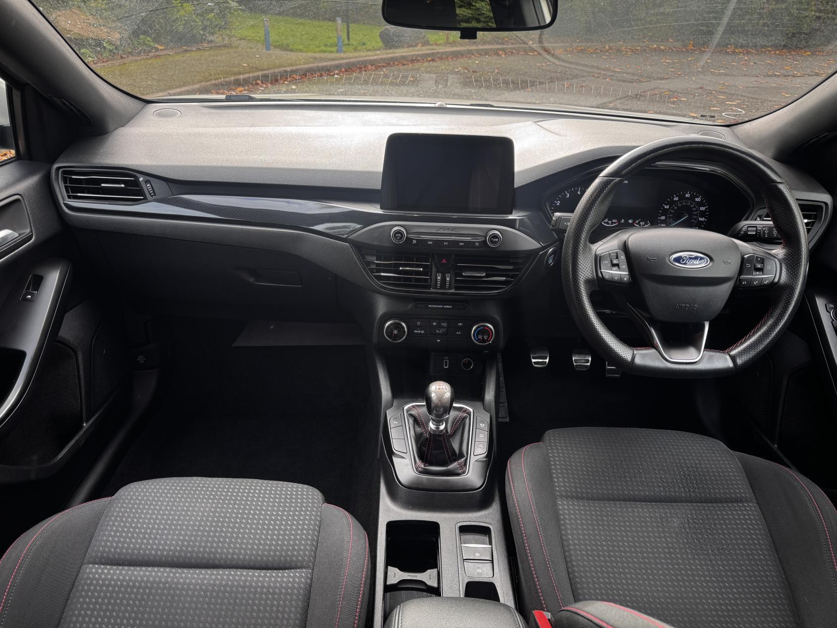 Ford Focus 1.0T EcoBoost ST-Line Hatchback 5dr Petrol Manual Euro 6 (s/s) (125 ps)