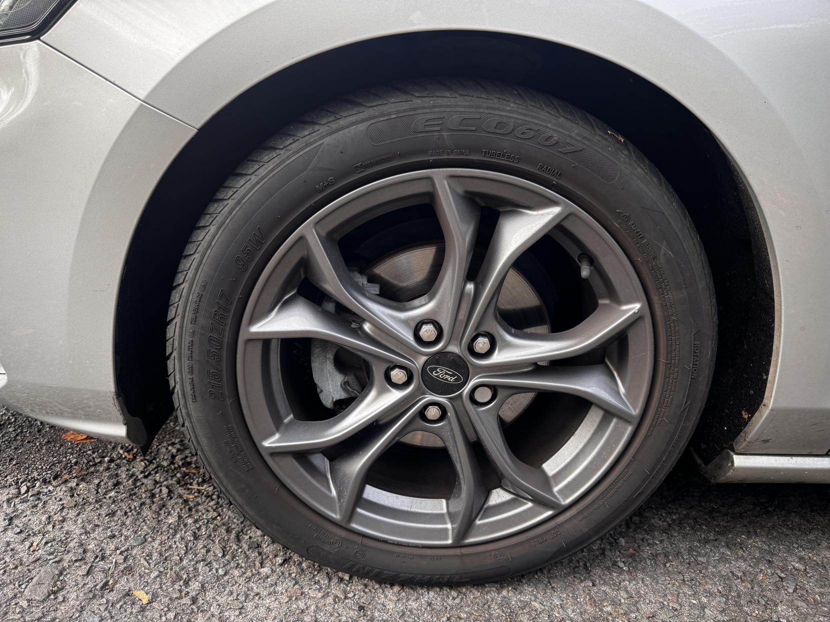 Ford Focus 1.0T EcoBoost ST-Line Hatchback 5dr Petrol Manual Euro 6 (s/s) (125 ps)