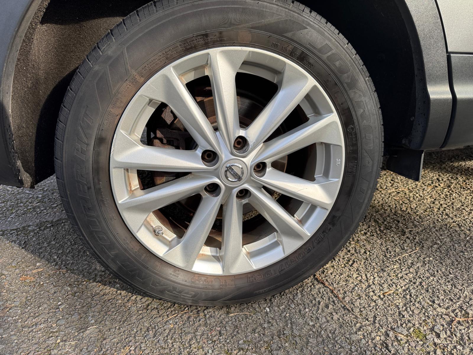 Nissan Qashqai 1.5 dCi Acenta SUV 5dr Diesel Manual 2WD Euro 5 (s/s) (110 ps)