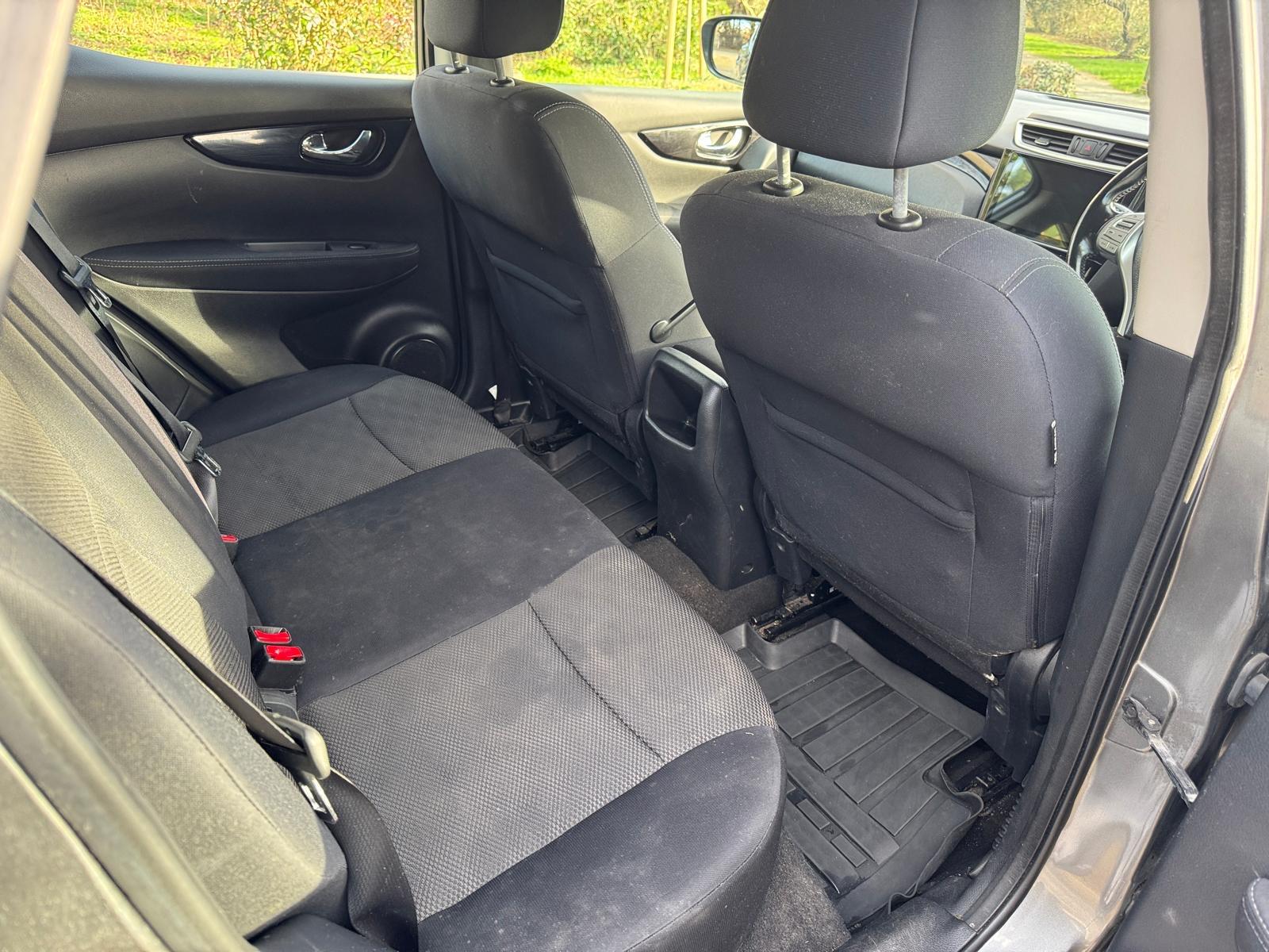 Nissan Qashqai 1.5 dCi Acenta SUV 5dr Diesel Manual 2WD Euro 5 (s/s) (110 ps)