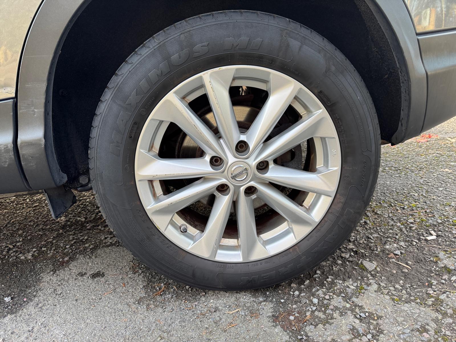 Nissan Qashqai 1.5 dCi Acenta SUV 5dr Diesel Manual 2WD Euro 5 (s/s) (110 ps)