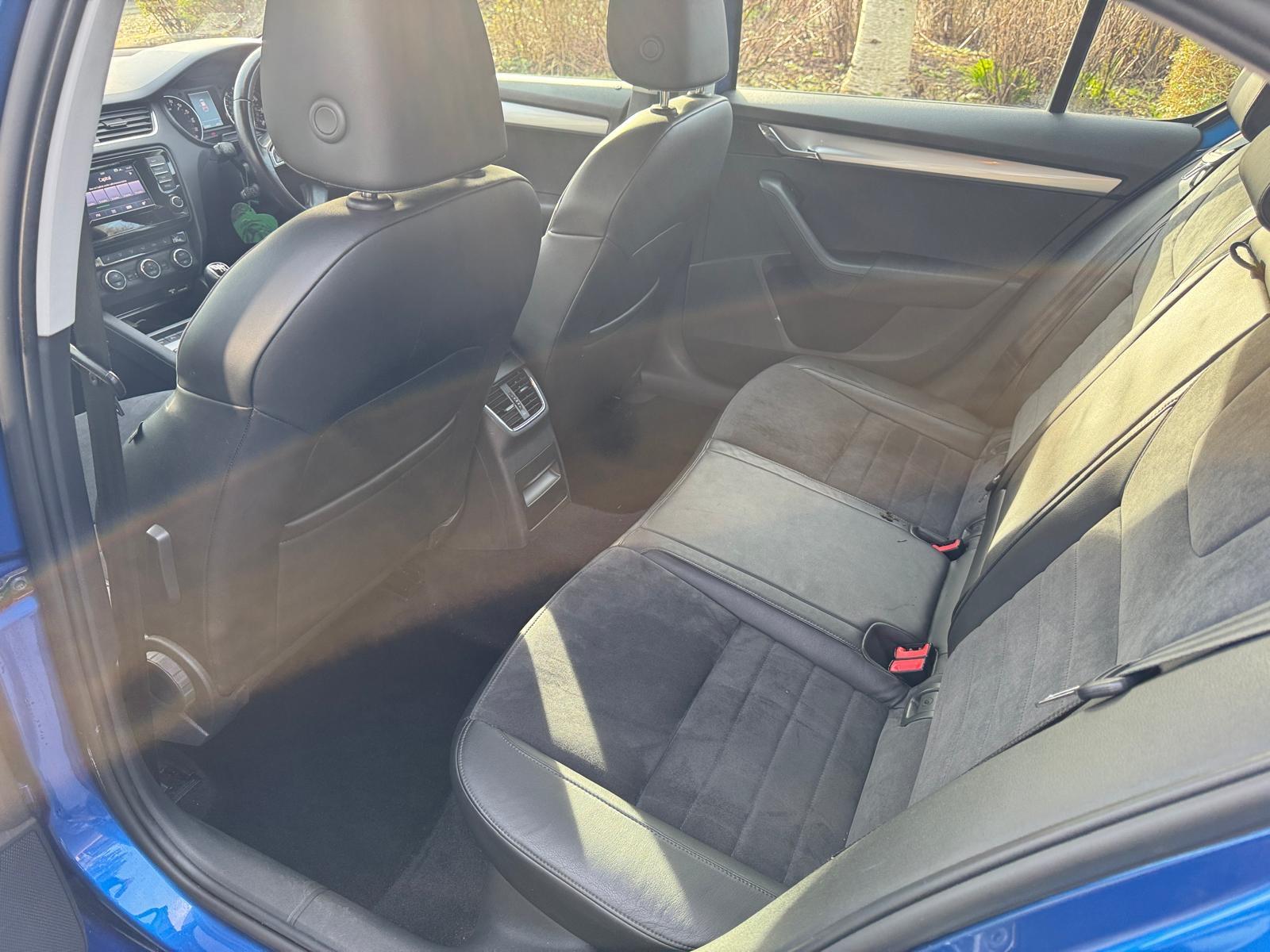 Skoda Octavia 2.0 TDI Elegance Hatchback 5dr Diesel Manual Euro 5 (s/s) (150 ps)