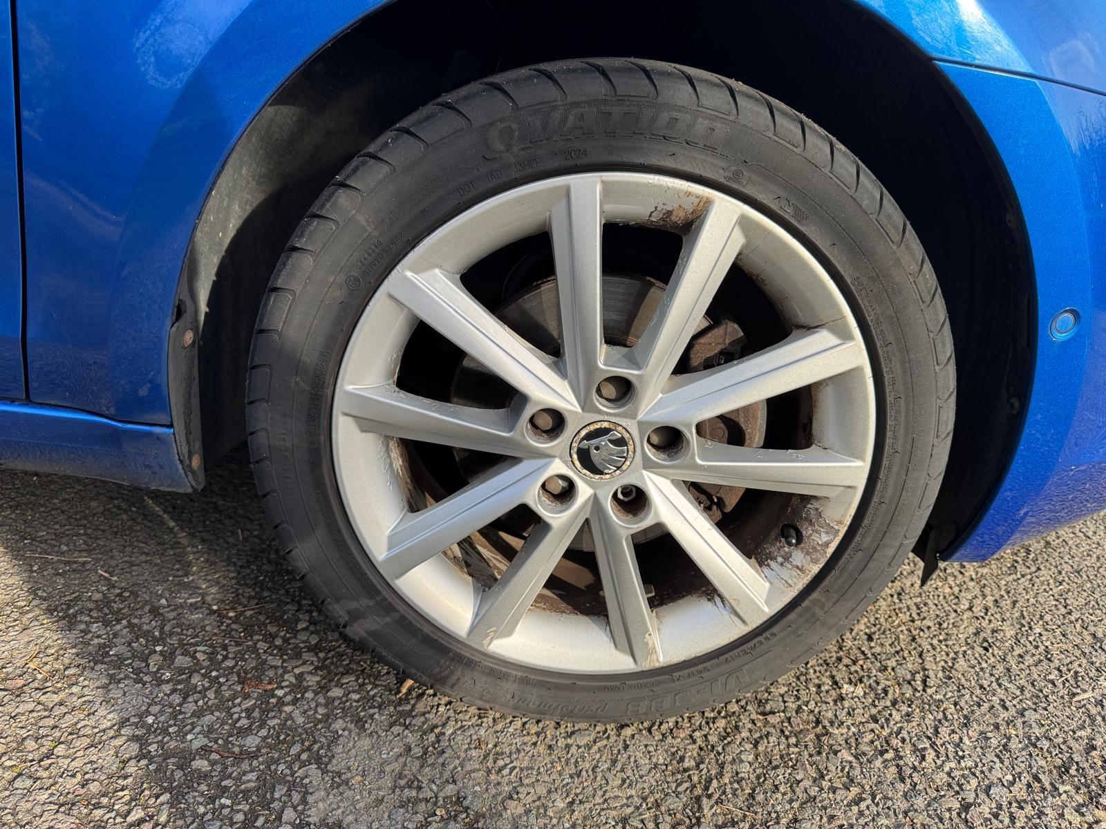 Skoda Octavia 2.0 TDI Elegance Hatchback 5dr Diesel Manual Euro 5 (s/s) (150 ps)