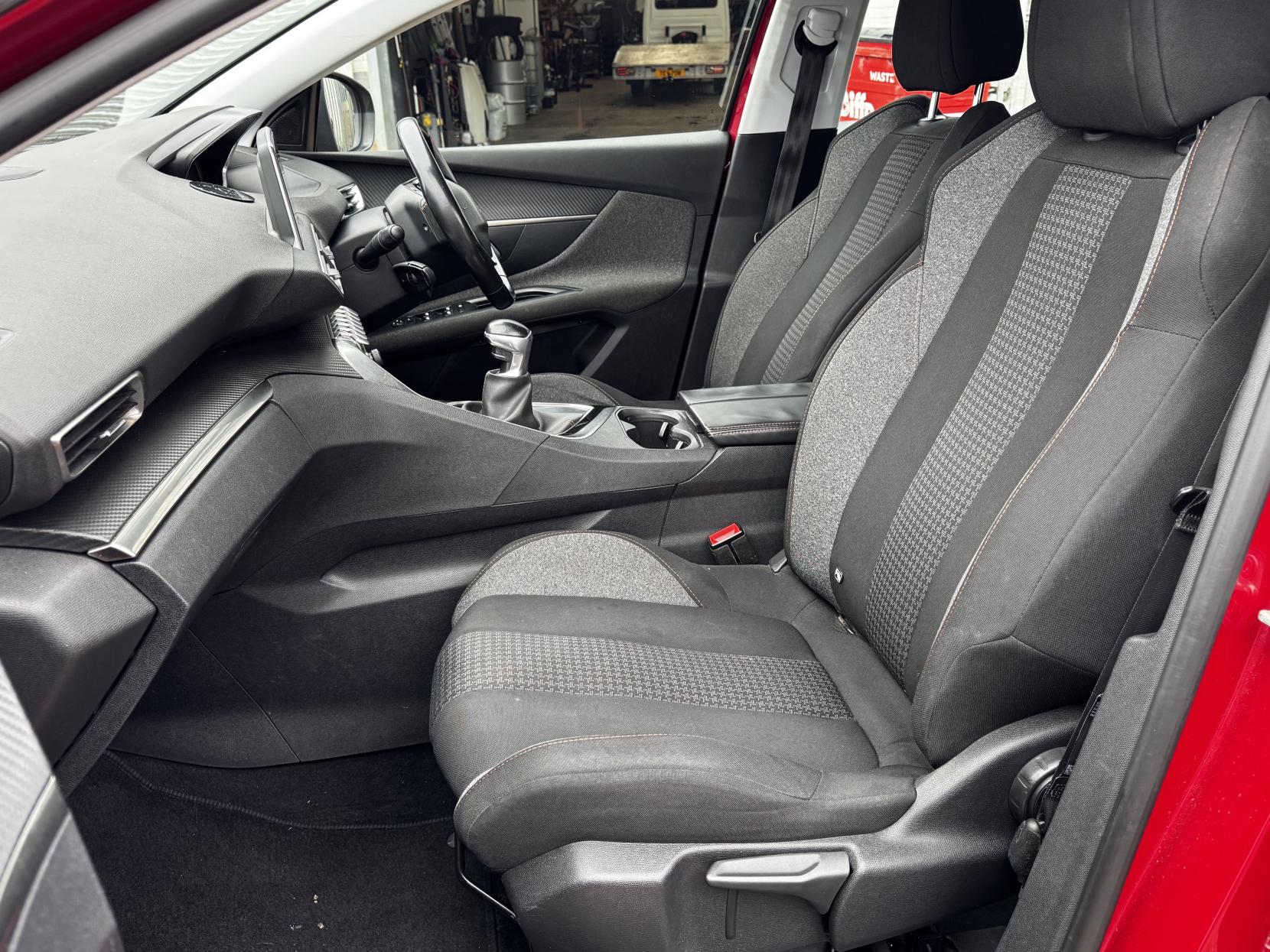 Peugeot 3008 1.6 BlueHDi Active SUV 5dr Diesel Manual Euro 6 (s/s) (120 ps)