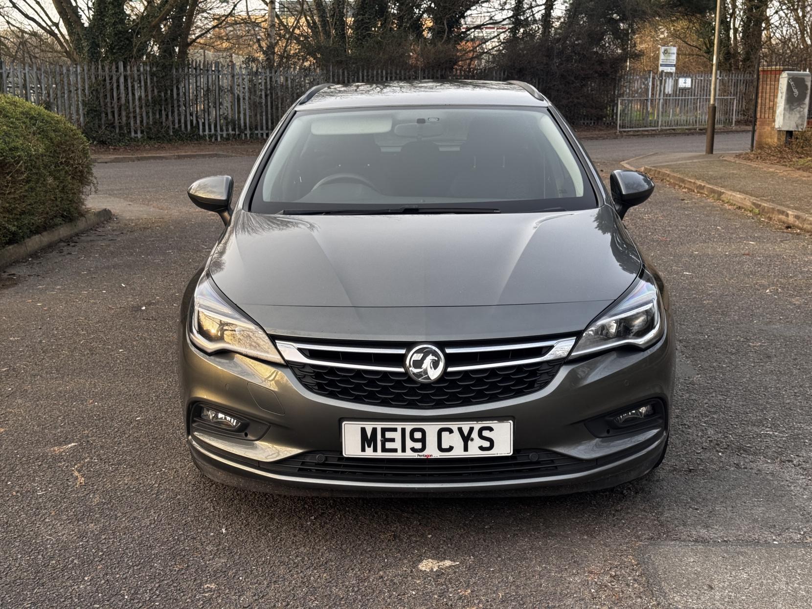 Vauxhall Astra 1.6 CDTi ecoTEC BlueInjection Design Sports Tourer 5dr Diesel Manual Euro 6 (s/s) (110 ps)