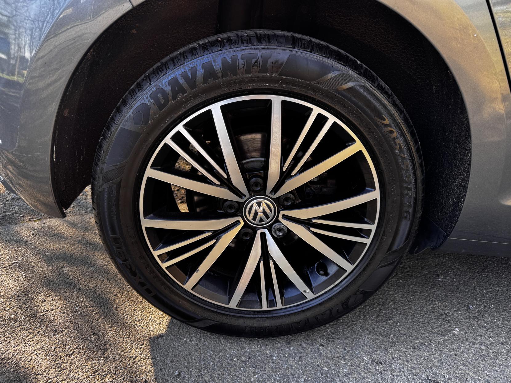 Volkswagen Golf 1.4 TSI SE Nav Hatchback 5dr Petrol Manual Euro 6 (s/s) (125 ps)