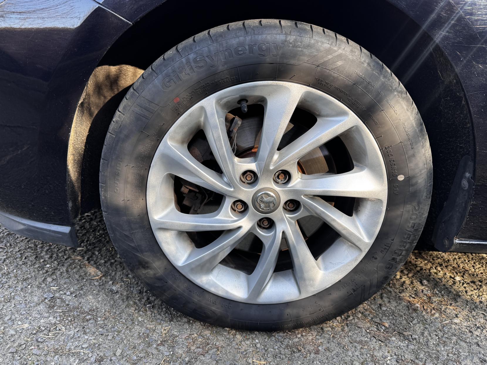 Vauxhall Astra 1.6 CDTi BlueInjection Tech Line Nav Hatchback 5dr Diesel Manual Euro 6 (s/s) (136 ps)