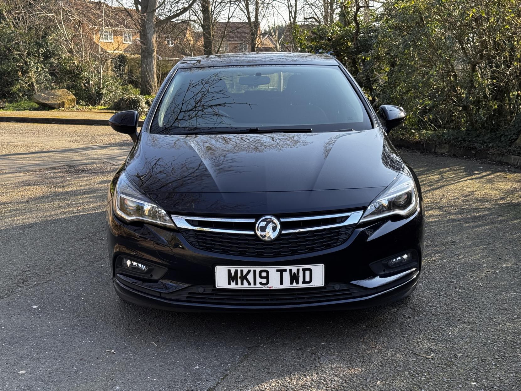 Vauxhall Astra 1.6 CDTi BlueInjection Tech Line Nav Hatchback 5dr Diesel Manual Euro 6 (s/s) (136 ps)