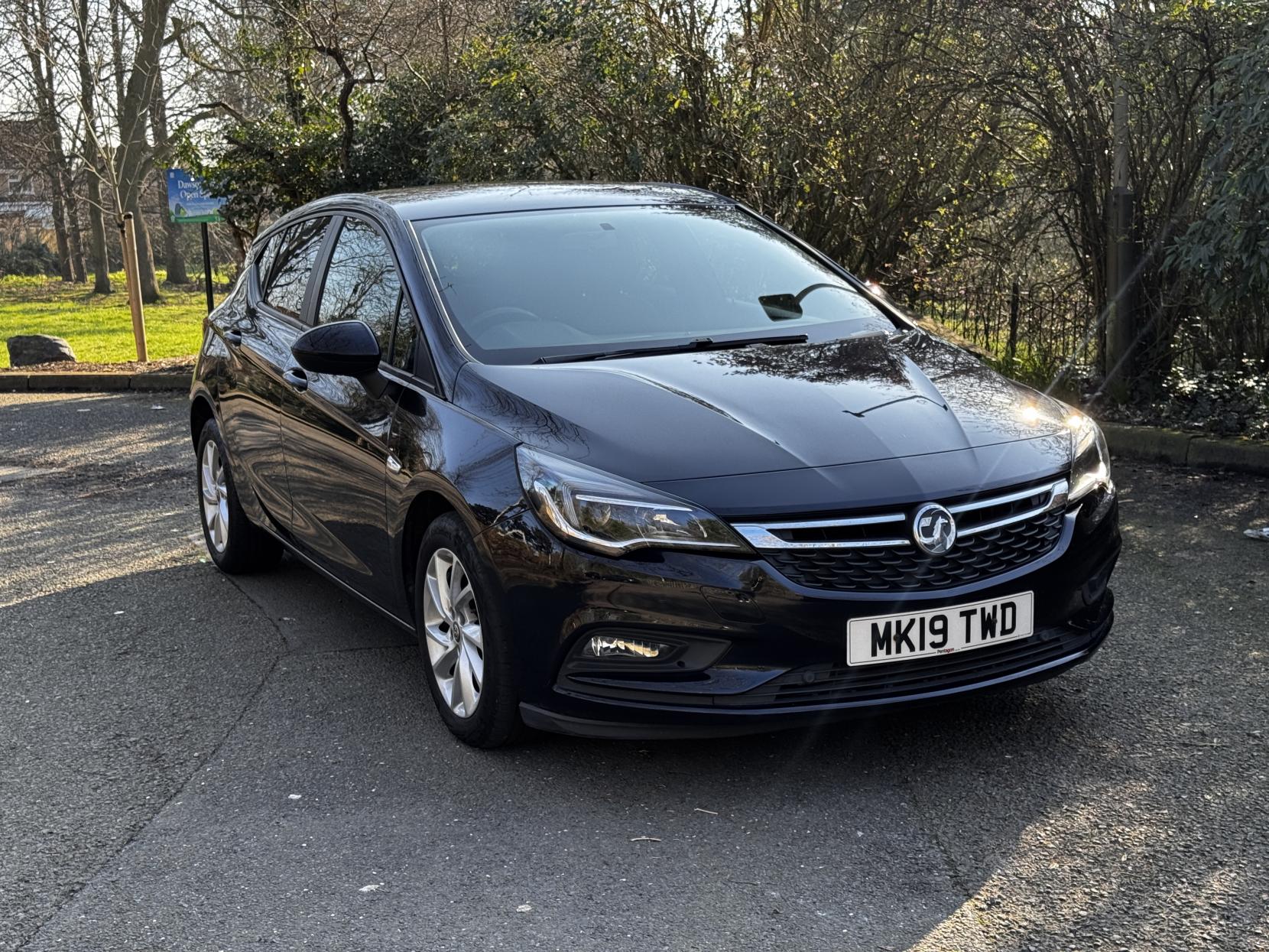 Vauxhall Astra 1.6 CDTi BlueInjection Tech Line Nav Hatchback 5dr Diesel Manual Euro 6 (s/s) (136 ps)
