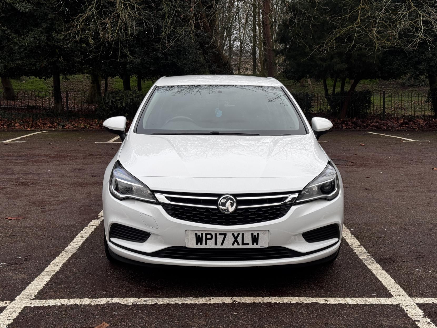 Vauxhall Astra 1.4i Turbo Tech Line Hatchback 5dr Petrol Manual Euro 6 (125 ps)